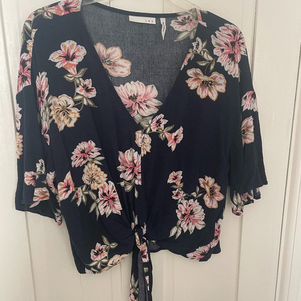 Floral Short Sleeved Blouse
